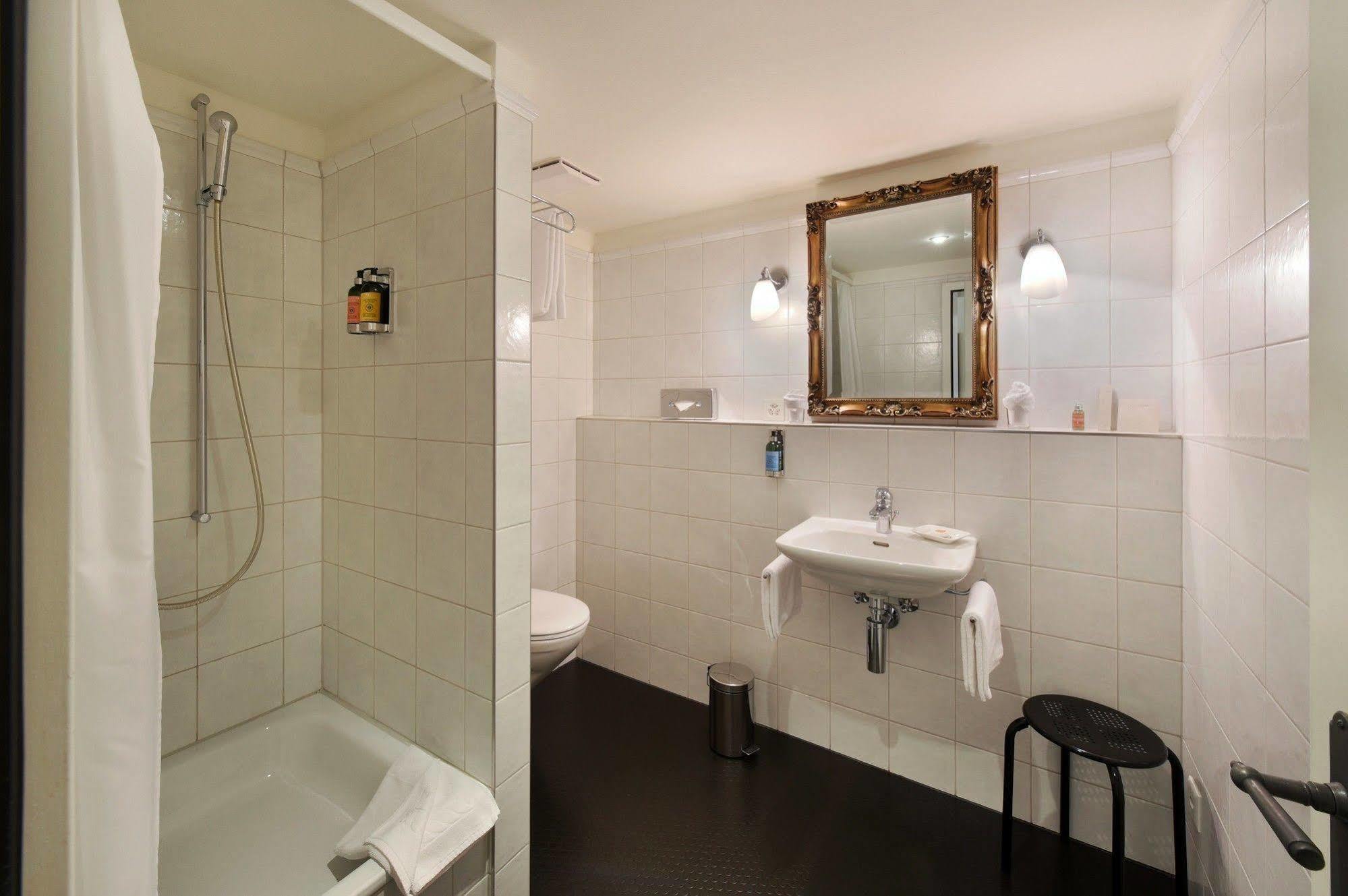 Romantik Hotel Schwan Horgen Exteriör bild